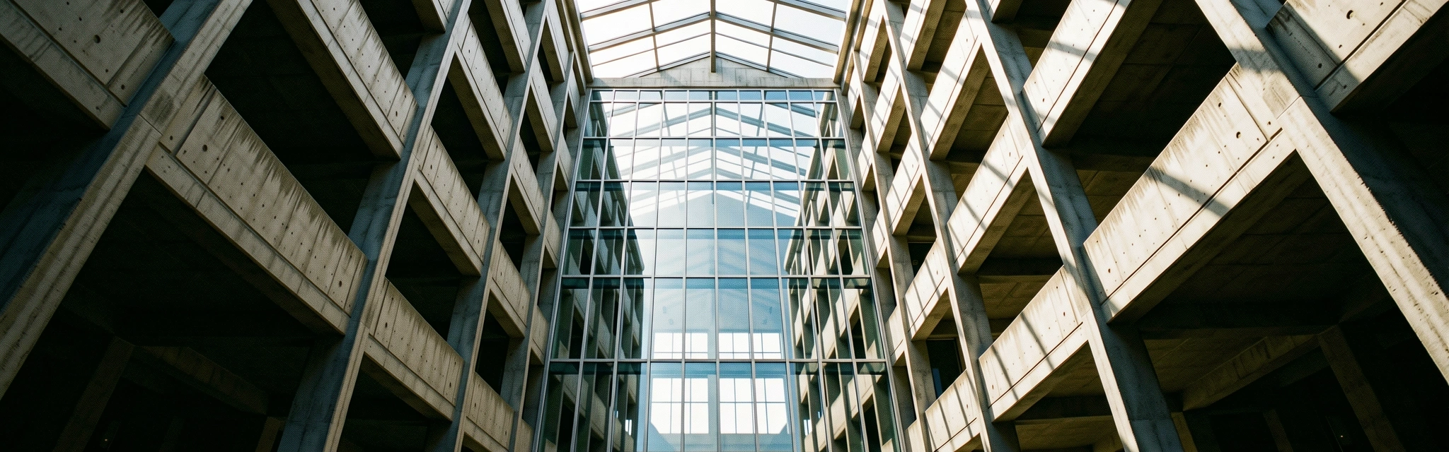 Strukturelle Architektur des Geldixo Instituts